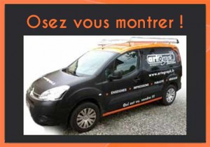 encrdré-voiture-publicitaire-marquage-artograph